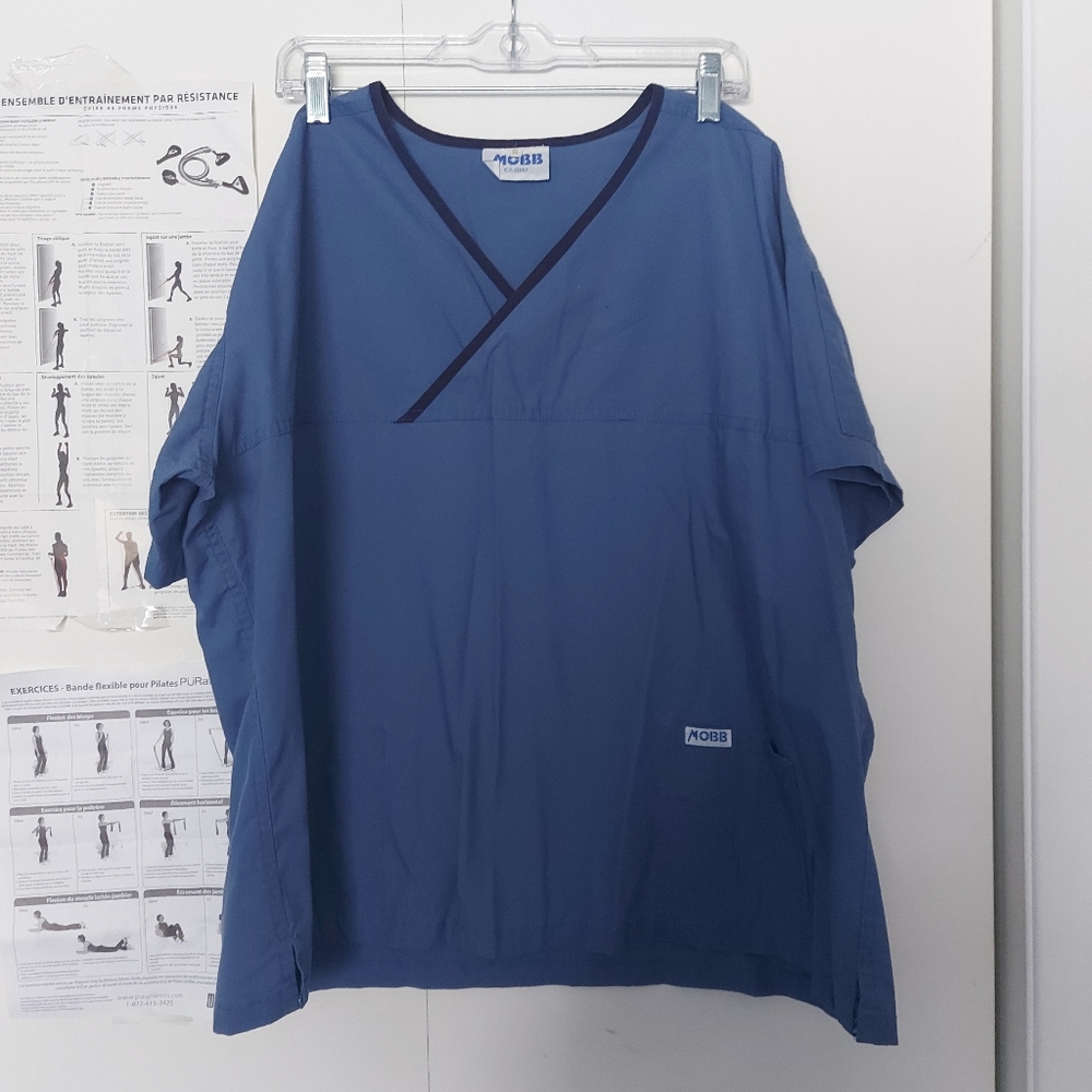 MOBB scrubs XXL